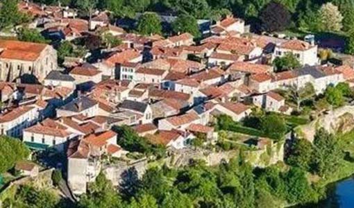 南岸回乡建别墅为什么一定要选专业乡墅公司